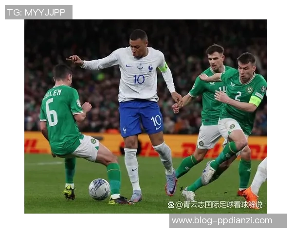 足球的热情与梦想永不熄灭传承与荣耀在每一场比赛中绽放